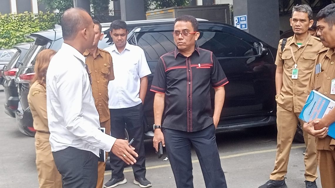 Komisi IV Minta Pihak Grand Central Premier Lengkapi Izin SLF Komisi IV Minta Pihak Grand Central Premier Lengkapi Izin SLF