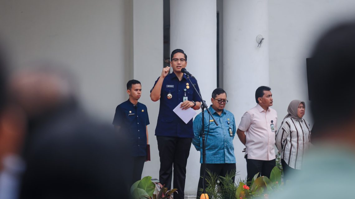 Pasca Libur Idul Fitri, Rico Waas Minta Jajaran Pemko Medan Langsung Bekerja Layani Masyarakat Pasca Libur Idul Fitri, Rico Waas Minta Jajaran Pemko Medan Langsung Bekerja Layani Masyarakat