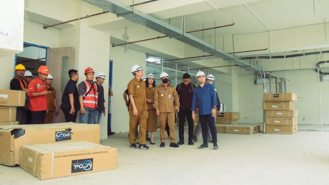 Zakiyuddin Harahap Tinjau Basement Lapangan Merdeka Zakiyuddin Harahap Tinjau Basement Lapangan Merdeka