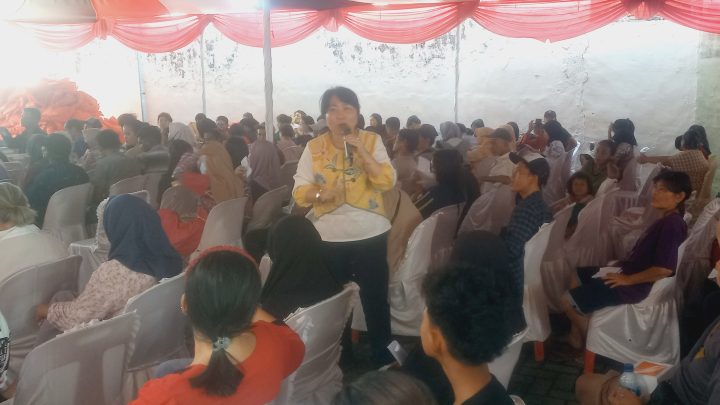 Dr. Lily, MH Sosialisasikan Perda Tentang Perlindungan dan Pengembangan UMKM