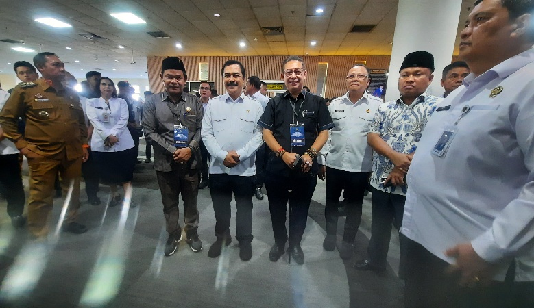 Menteri Imipas, Agus Andrianto Resmikan Autogate Bandara Kualanamu Menteri Imipas, Agus Andrianto Resmikan Autogate Bandara Kualanamu