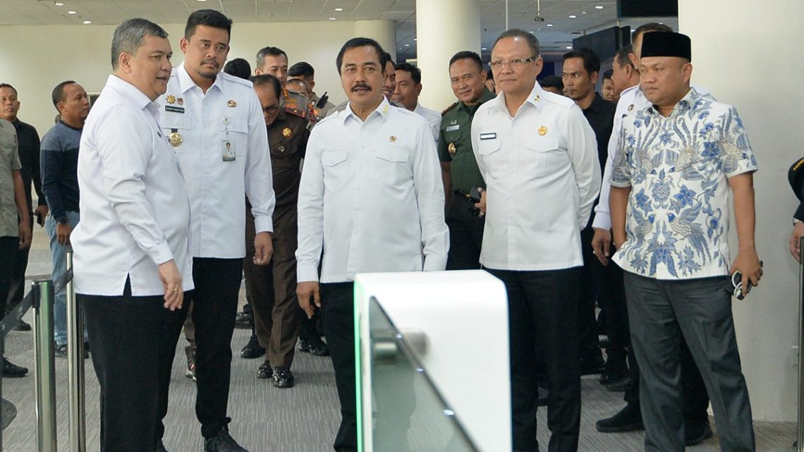 Bobby Nasution Bersama Menteri Imipas Launching Autogate, Percepat Layanan Keimigrasian di Bandara Kualanamu
