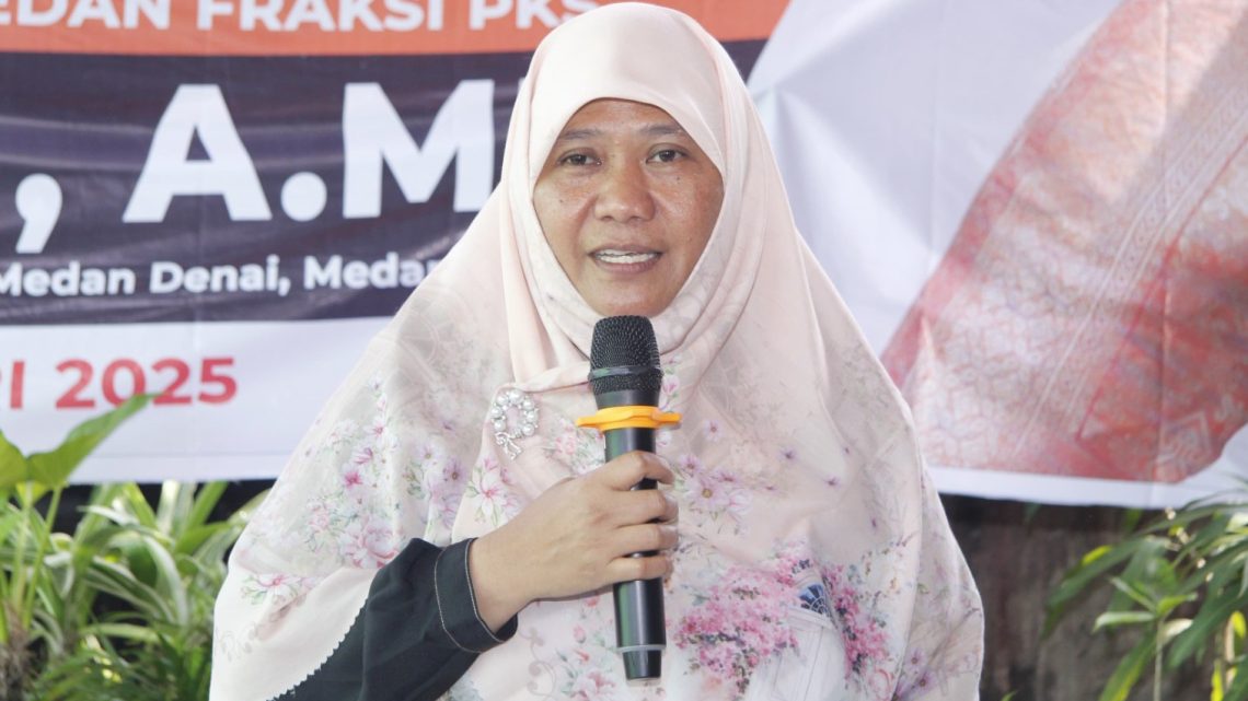 Hj. Sri Rezeki Minta Pemerintah Lindungi Masyarakat Dari Pinjol Hj. Sri Rezeki Minta Pemerintah Lindungi Masyarakat Dari Pinjol
