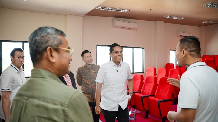 Rico Waas Kunjungi RDF Plant Rorotan di Jakarta Utara