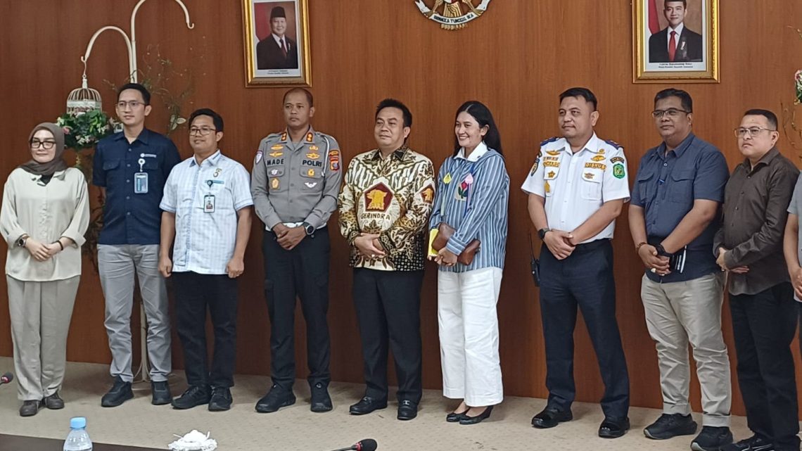 Pimpinan DPRD Medan Bahas Masalah Kemacetan di Pintu Tol Bandar Selamat Pimpinan DPRD Medan Bahas Masalah Kemacetan di Pintu Tol Bandar Selamat
