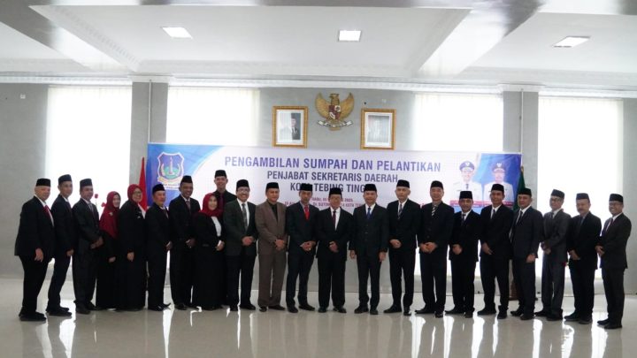 Lantik Muhammad Syah Irwan Sebagai Sekda, Wali Kota Tebing Tinggi Tekankan Amanah dan Integritas