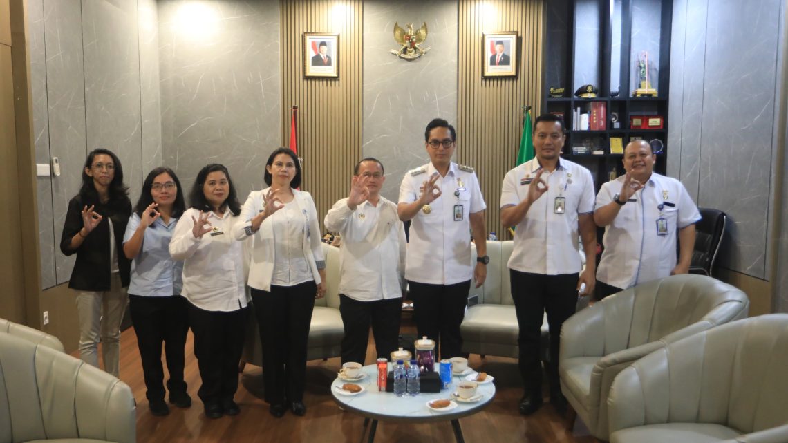 Rico Waas: MBG Program Prioritas Presiden Prabowo yang Multiplier Effect