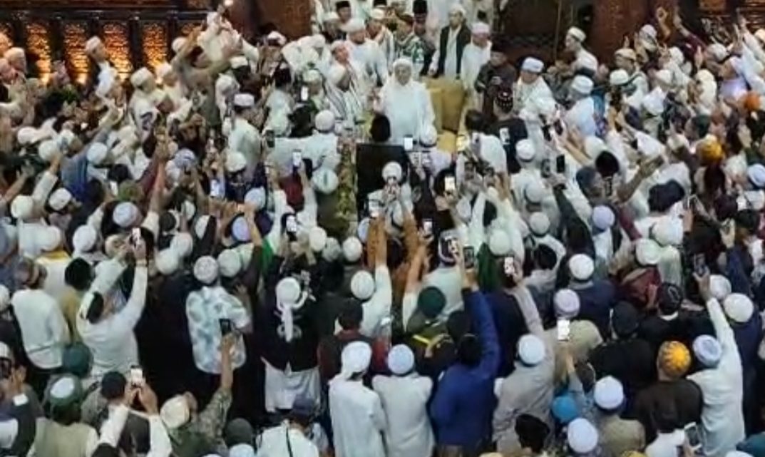 Kehadiran Habib Muhammad Rizieq Shihab Dirindukan Umat