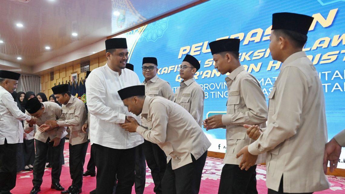 Bobby Nasution Lepas Kafilah STQH ke Kendari, Harapkan Raih Prestasi dan Berkah untuk Sumut