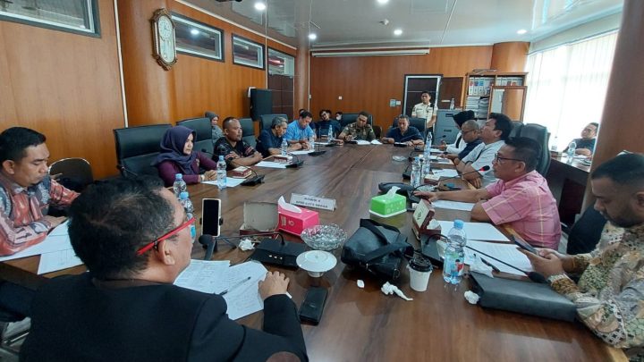 Komisi IV Minta Pemko Medan Bongkar Pagar Besi di Jalan Amal