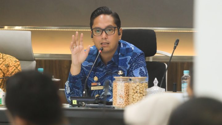 Kejar Target PAD, Wali Kota Medan Ingatkan Kadis Perkimcikataru dan Camat