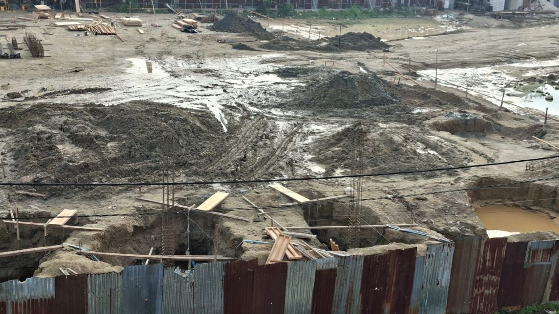 Warga Keluhkan Pembangunan di Lahan Eks Hotel Garuda Plaza Medan