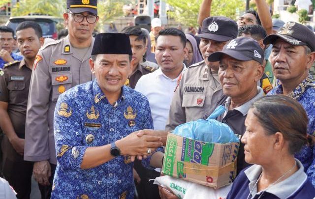 Pemko Tebing Tinggi Salurkan Sembako Untuk 8.484 KK Korban Banjir