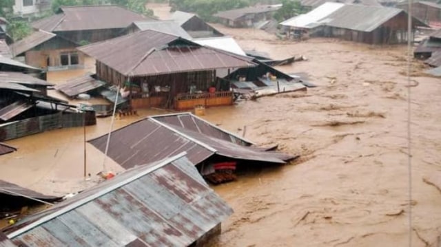 Jangan Terlalu Banyak Regulasi, Korban Banjir Butuh Cepat Bantuan