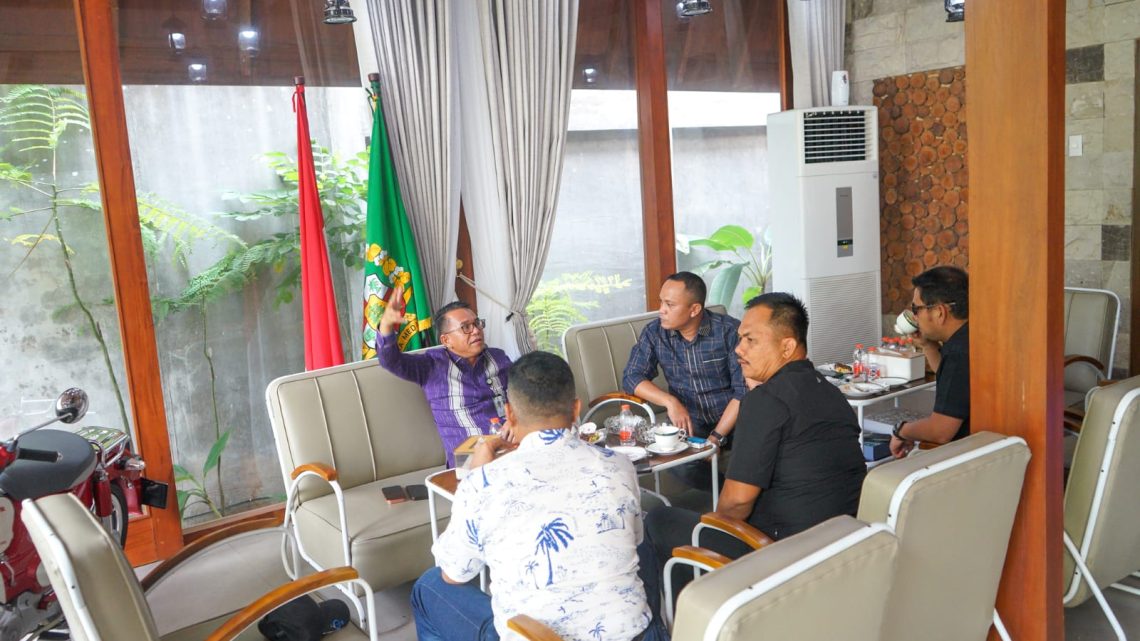 Momen Hangat Wakil Wali Kota Medan Terima Kunjungan Danyon Parako 463 Pasgat