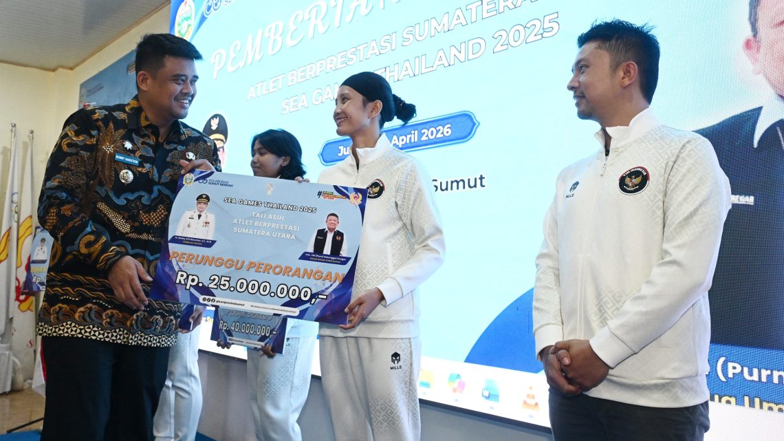 Serahkan Tali Asih Peraih Medali SEA Games, Bobby Nasution Sebut Atlet Berprestasi Titik Awal Indonesia Emas 2045