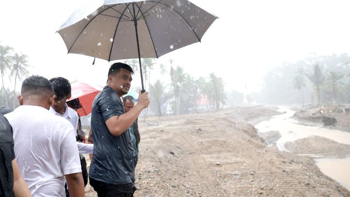 Gubernur Bobby Nasution Desak Percepatan Proyek Tanggul dan Sabodam Sungai Tukka