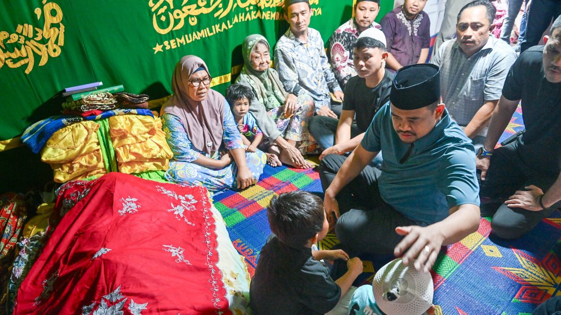 Melayat ke Rumah Duka Nelayan di Nisel, Bobby Nasution Kuliahkan dan Siapkan Pekerjaan Untuk Anak Almarhum