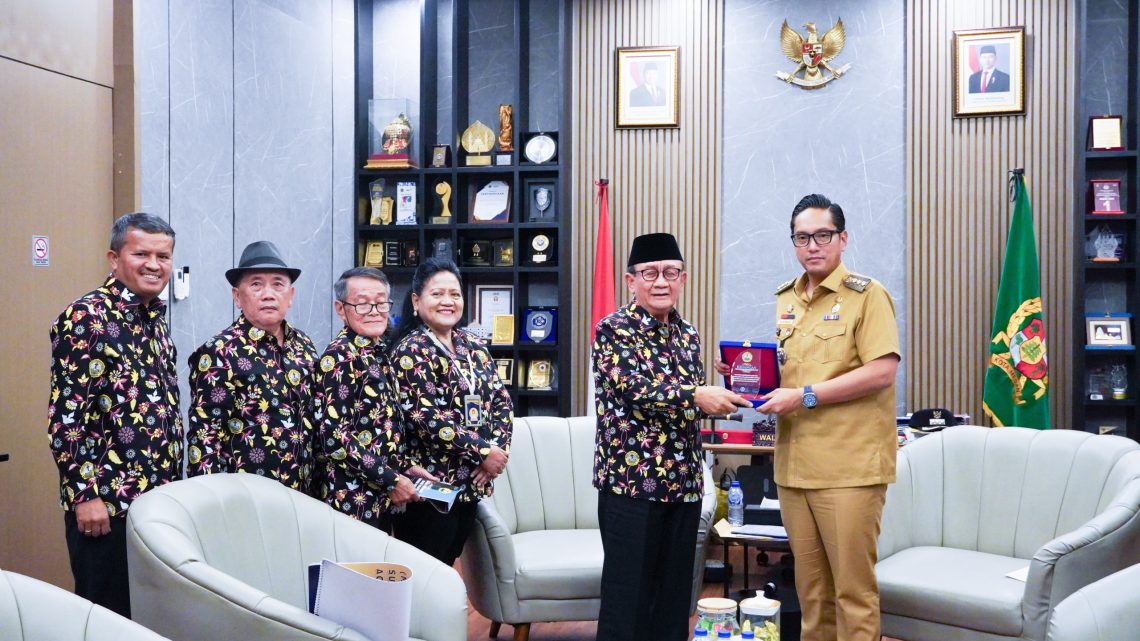 Rico Waas Ajak MPK Perkuat Pendidikan Karakter