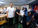 21 Anak Wartawan Berprestasi Dapat Penghargaan Dari Wali Kota Medan