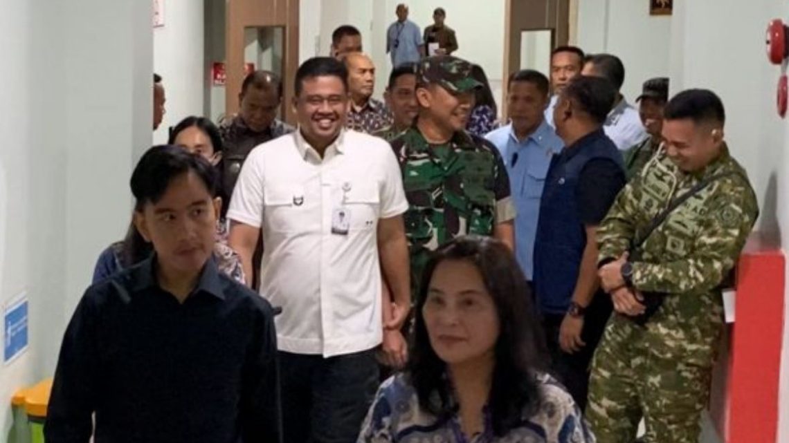 Gubernur Bobby Bersama Wapres Tinjau Siswa Diduga Keracunan MBG di Karo, Pastikan Pemulihan Kesehatan