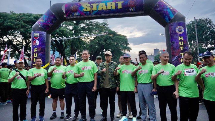 Puluhan Ribu Warga Medan Lari Bareng Rico Waas dan Pangdam di HUT ke-81 TNI