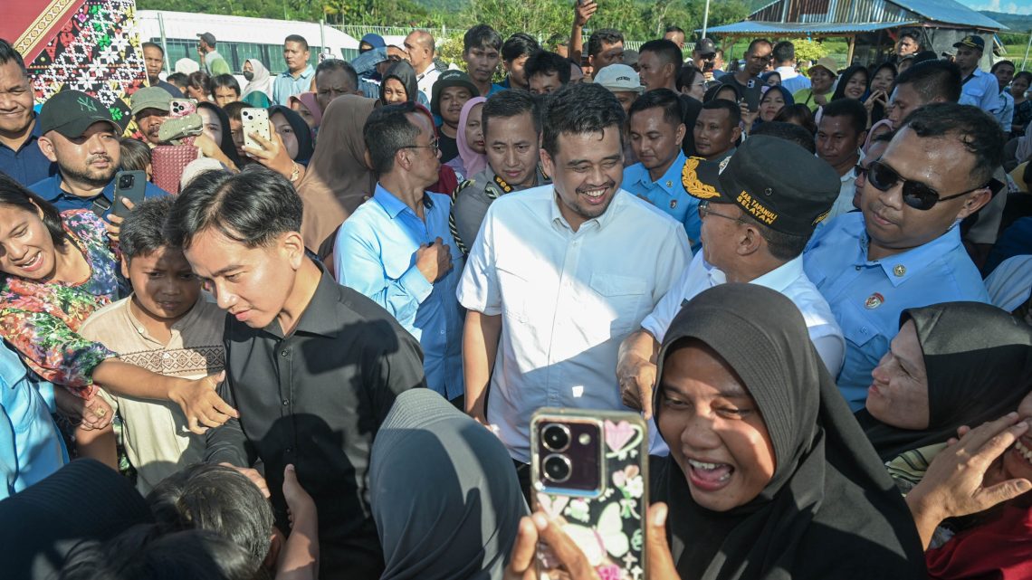 Kunjungi Huntara Tapsel, Wapres dan Gubernur Bobby Pastikan Huntap Segera Dibangun
