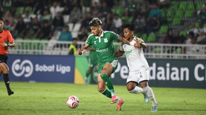 Hattrick Javi dan Gol Roket Phillerson Antar Ayam Kinantan ke Puncak Klasemen Usai Bantai Persikad 4-0
