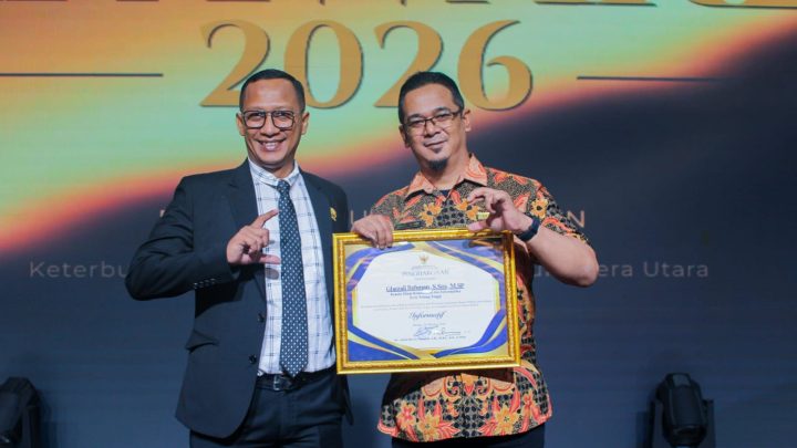 Standar Naik Jadi 90, Tebing Tinggi Tetap Lolos! Raih Predikat Informatif di KI Sumut Award 2026