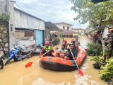 Banjir di Medan, Rico Waas Instruksikan BPBD-Damkar Nonstop: Selamatkan Warga Dulu, Lumpur Belakangan